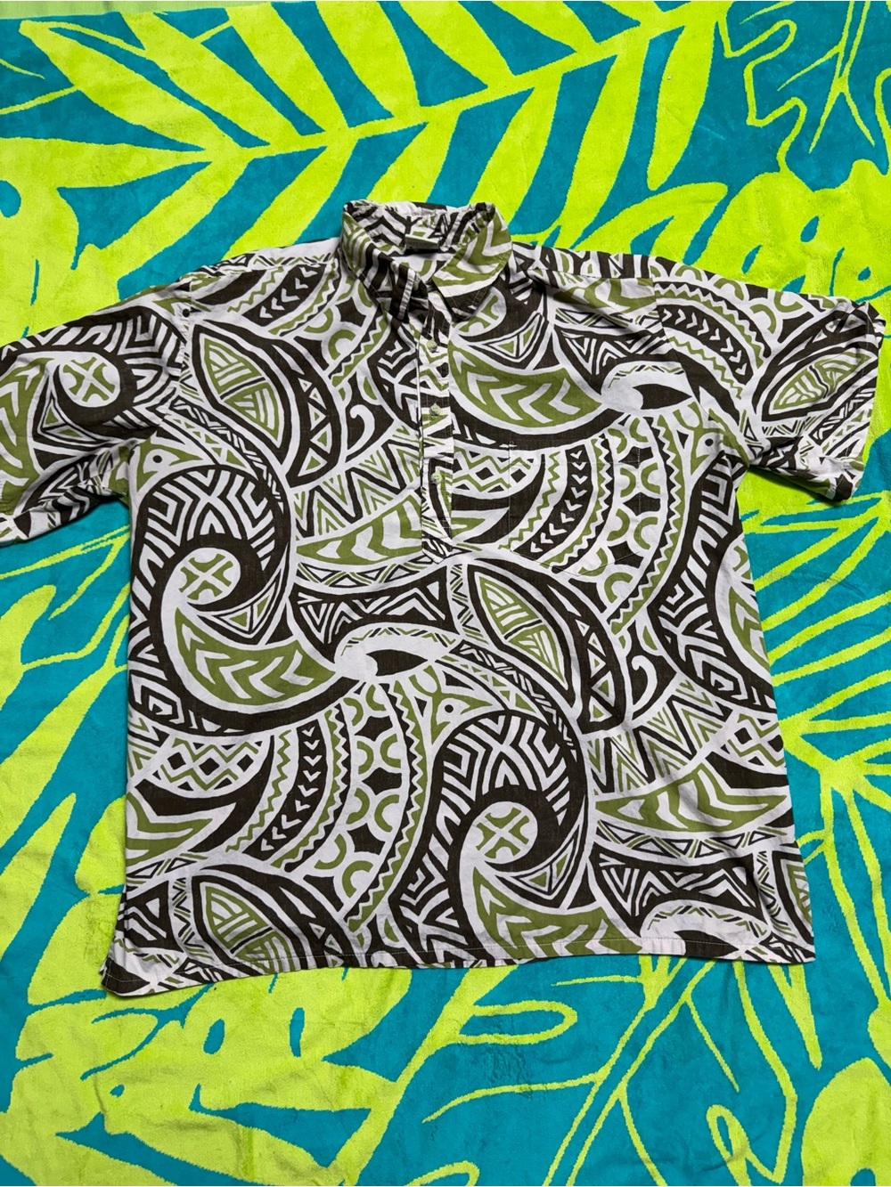Vintage 90s Go Barefoot Aloha Shirt size 2XL
